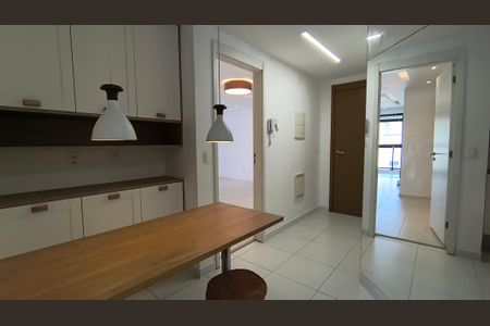 Apartamento à venda com 119m², 4 quartos e 2 vagasCozinha