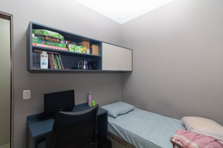 Casa à venda com 180m², 4 quartos e 5 vagas Casa à venda com 180m², 4 quartos e 5 vagasQuarto 1