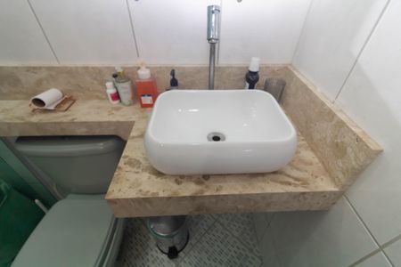 Casa à venda com 180m², 4 quartos e 5 vagas Casa à venda com 180m², 4 quartos e 5 vagasBanheiro da Suíte 1