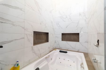 Casa à venda com 180m², 4 quartos e 5 vagas Casa à venda com 180m², 4 quartos e 5 vagasSuíte 2