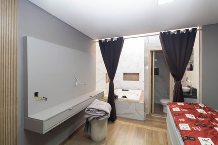 Casa à venda com 180m², 4 quartos e 5 vagas Casa à venda com 180m², 4 quartos e 5 vagasSuíte 2