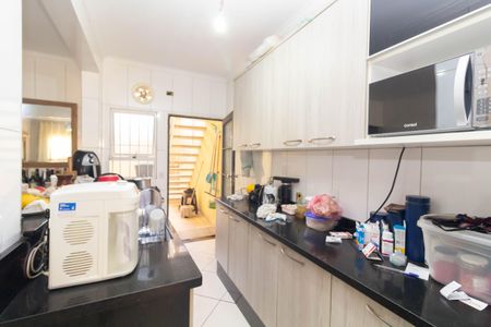 Casa à venda com 180m², 4 quartos e 5 vagas Casa à venda com 180m², 4 quartos e 5 vagasCozinha