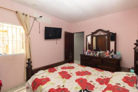 Casa à venda com 180m², 4 quartos e 5 vagas Casa à venda com 180m², 4 quartos e 5 vagasSuíte 1