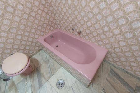 Casa à venda com 259m², 3 quartos e 3 vagas Casa à venda com 259m², 3 quartos e 3 vagasBanheiro da suíte 1