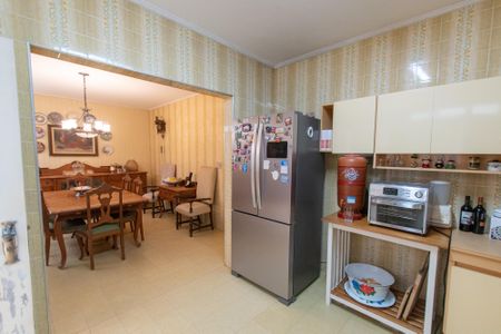 Casa à venda com 259m², 3 quartos e 3 vagas Casa à venda com 259m², 3 quartos e 3 vagasCozinha