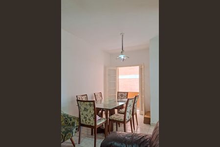 Sala de apartamento para alugar com 2 quartos, 65m² em Vila Tupi, Praia Grande