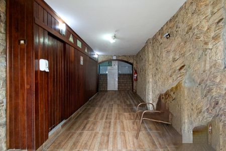 Apartamento para alugar com 65m², 2 quartos e 1 vagaHall de entrada