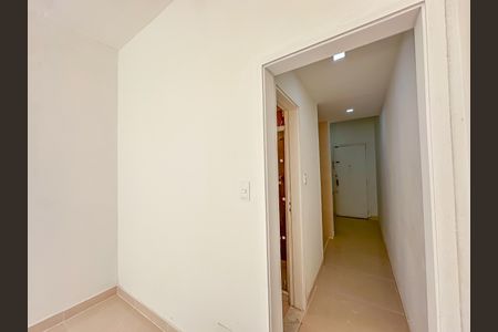Apartamento à venda com 37m², 1 quarto e sem vagaQuarto