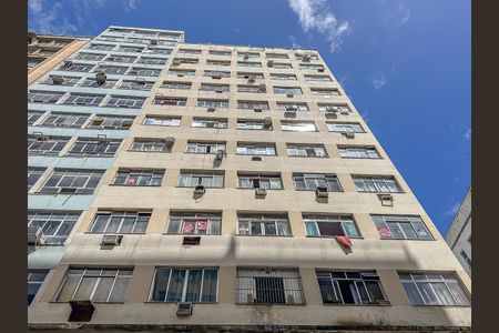 Apartamento à venda com 37m², 1 quarto e sem vagaFachada