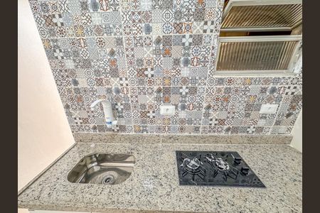 Sala/Cozinha de apartamento à venda com 1 quarto, 37m² em Centro, Rio de Janeiro