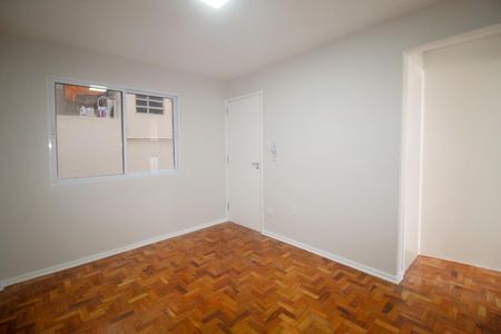 Apartamento à venda com 37m², 1 quarto e sem vaga Apartamento à venda com 37m², 1 quarto e sem vagaSala