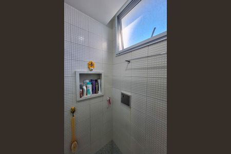 Apartamento à venda com 84m², 2 quartos e 2 vagas Apartamento à venda com 84m², 2 quartos e 2 vagasBanheiro da Suíte