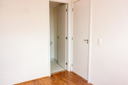 Quarto de apartamento para alugar com 1 quarto, 27m² em Jardim Itacolomi, São Paulo