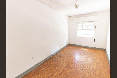 Quarto 2 de casa à venda com 3 quartos, 248m² em Vila Bertioga, São Paulo