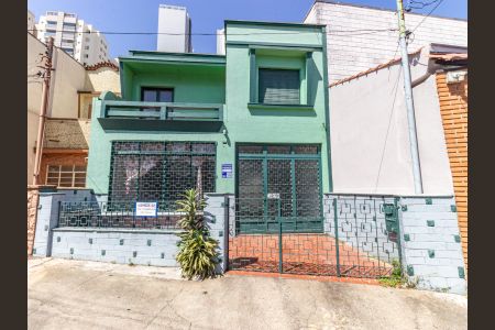 Casa à venda com 248m², 3 quartos e 2 vagasFachada