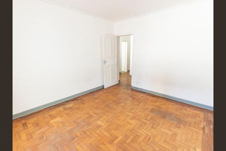 Casa à venda com 248m², 3 quartos e 2 vagasQuarto 1