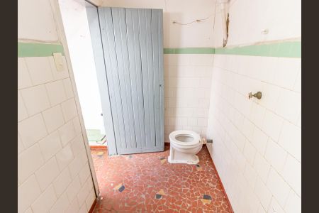 Casa à venda com 248m², 3 quartos e 2 vagasBanheiro de Serviço