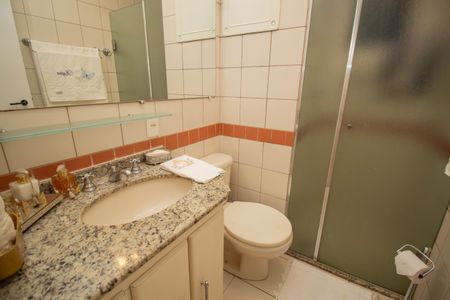 Apartamento à venda com 153m², 4 quartos e 2 vagasBanheiro Social