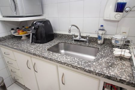 Apartamento à venda com 153m², 4 quartos e 2 vagasCozinha