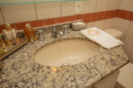 Apartamento à venda com 153m², 4 quartos e 2 vagasBanheiro Social