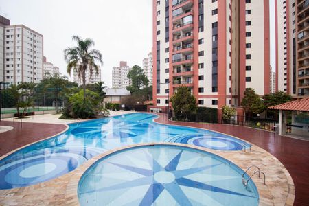 Apartamento à venda com 153m², 4 quartos e 2 vagasÁrea comum - Piscina