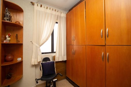 Apartamento à venda com 153m², 4 quartos e 2 vagasCloset do quarto