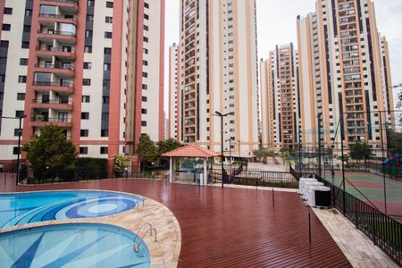 Apartamento à venda com 153m², 4 quartos e 2 vagasÁrea comum - Piscina
