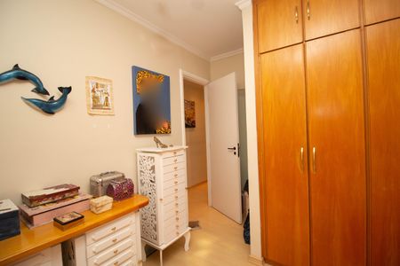 Apartamento à venda com 153m², 4 quartos e 2 vagasQuarto 2