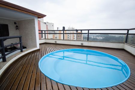 Apartamento à venda com 153m², 4 quartos e 2 vagasPiscina Coberta