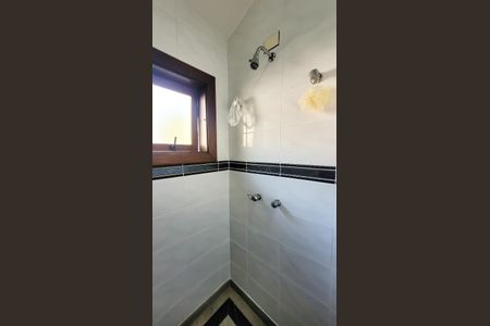 Casa de condomínio à venda com 350m², 4 quartos e 4 vagas Casa de condomínio à venda com 350m², 4 quartos e 4 vagasBanherio Suite 4