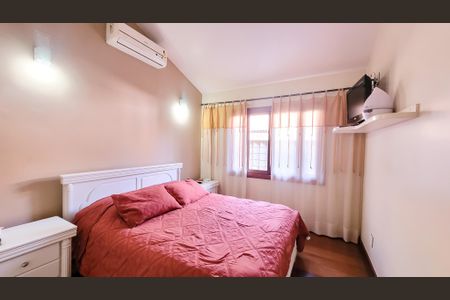 Casa de condomínio à venda com 350m², 4 quartos e 4 vagas Casa de condomínio à venda com 350m², 4 quartos e 4 vagasSuite 3