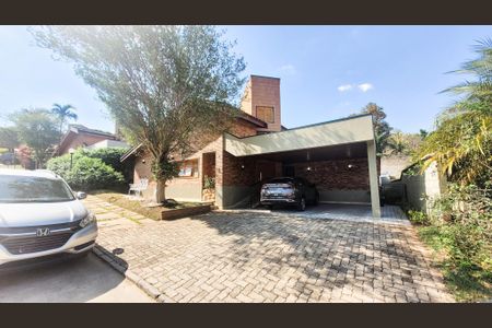 Casa de condomínio à venda com 350m², 4 quartos e 4 vagas Casa de condomínio à venda com 350m², 4 quartos e 4 vagasGaragem