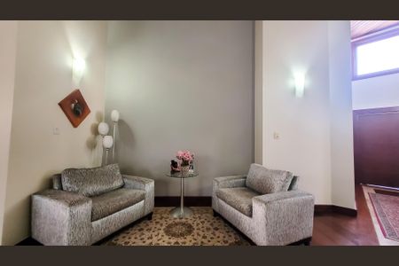 Casa de condomínio à venda com 350m², 4 quartos e 4 vagas Casa de condomínio à venda com 350m², 4 quartos e 4 vagasSala