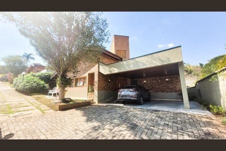 Casa de condomínio à venda com 350m², 4 quartos e 4 vagas Casa de condomínio à venda com 350m², 4 quartos e 4 vagasGaragem