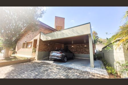 Casa de condomínio à venda com 350m², 4 quartos e 4 vagas Casa de condomínio à venda com 350m², 4 quartos e 4 vagasGaragem