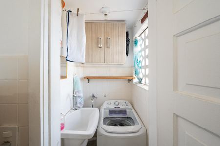 Apartamento à venda com 42m², 1 quarto e sem vaga Apartamento à venda com 42m², 1 quarto e sem vagaLavanderia