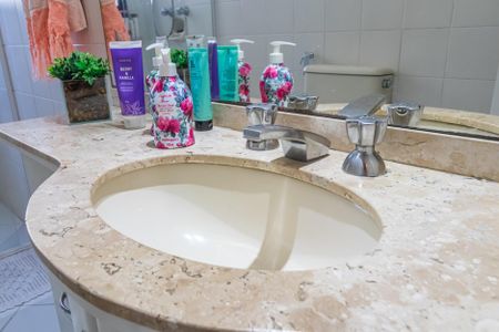 Apartamento à venda com 143m², 3 quartos e 2 vagasBanheiro Social