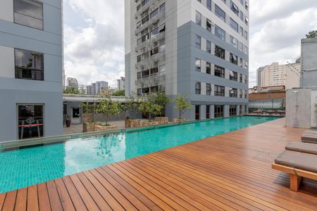 Apartamento à venda com 70m², 2 quartos e 1 vaga Apartamento à venda com 70m², 2 quartos e 1 vagaPiscina