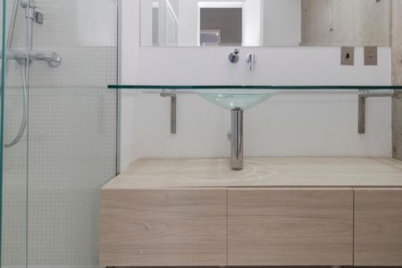Apartamento à venda com 70m², 2 quartos e 1 vaga Apartamento à venda com 70m², 2 quartos e 1 vagaBanheiro