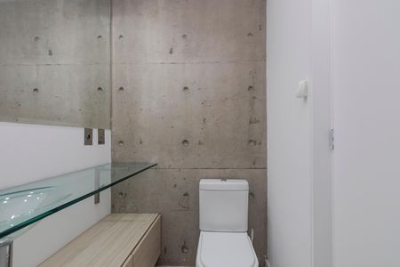 Apartamento à venda com 70m², 2 quartos e 1 vaga Apartamento à venda com 70m², 2 quartos e 1 vagaBanheiro