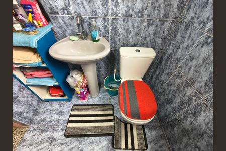 Casa à venda com 450m², 4 quartos e sem vagaCasa 2 - banheiro social