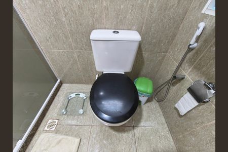 Casa à venda com 450m², 4 quartos e sem vagaCasa 3 - banheiro