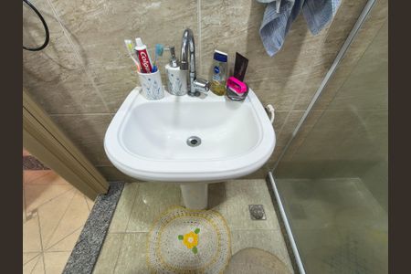 Casa à venda com 450m², 4 quartos e sem vagaBanheiro Social