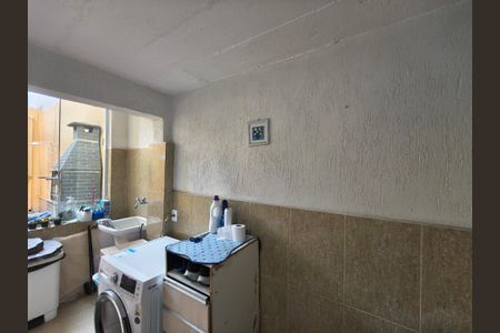 Casa à venda com 450m², 4 quartos e sem vagaCasa 3 - área de serviço