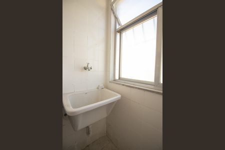 Apartamento para alugar com 70m², 2 quartos e 1 vaga Apartamento para alugar com 70m², 2 quartos e 1 vagaCozinha e Área de Serviço
