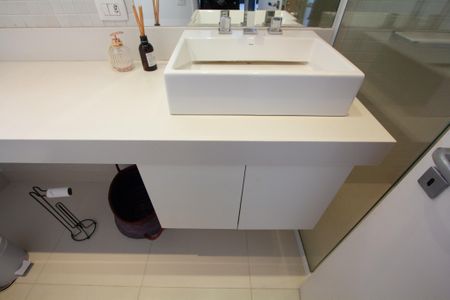 Apartamento para alugar com 53m², 1 quarto e 1 vaga Apartamento para alugar com 53m², 1 quarto e 1 vagaBanheiro da Suíte