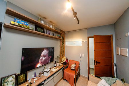 Sala de apartamento à venda com 2 quartos, 51m² em Vila Santa Clara, São Paulo