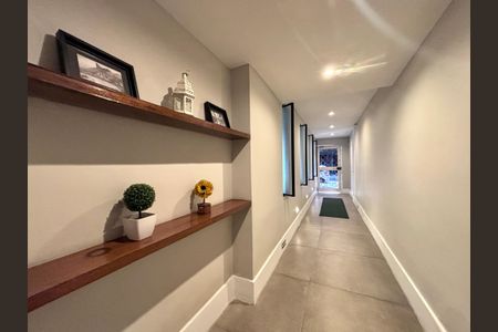 Apartamento à venda com 61m², 1 quarto e 1 vagaPortaria