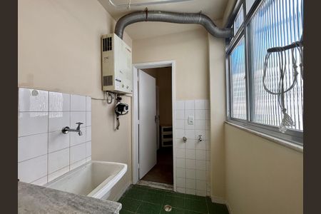 Apartamento à venda com 61m², 1 quarto e 1 vagaÁrea de serviço