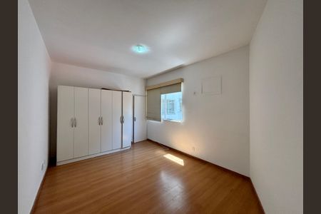 Apartamento à venda com 61m², 1 quarto e 1 vagaQuarto